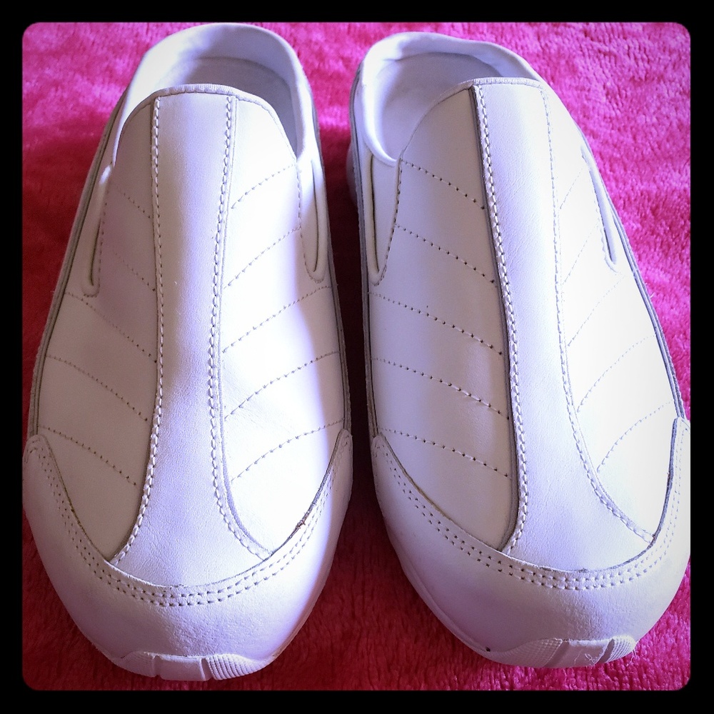 Easy Spirit white leather shoes, 10 wide